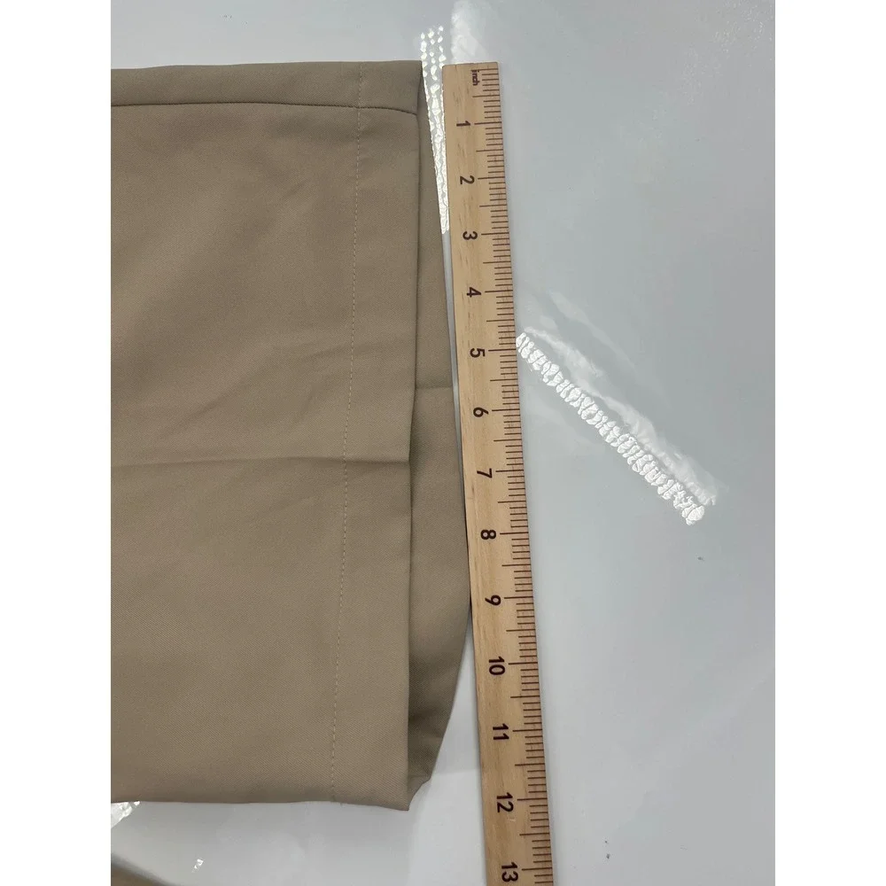 Izod‎ Golf Mens Tan Khaki Flat Front Performance Shorts Size 34